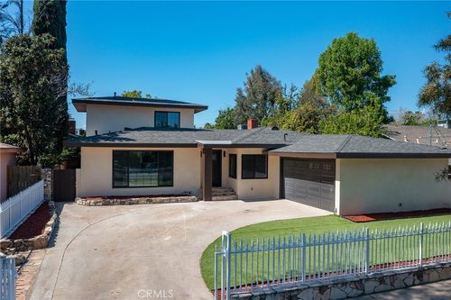 6539 Noble Ave, Van Nuys, CA, 91411-1420 | Card Image