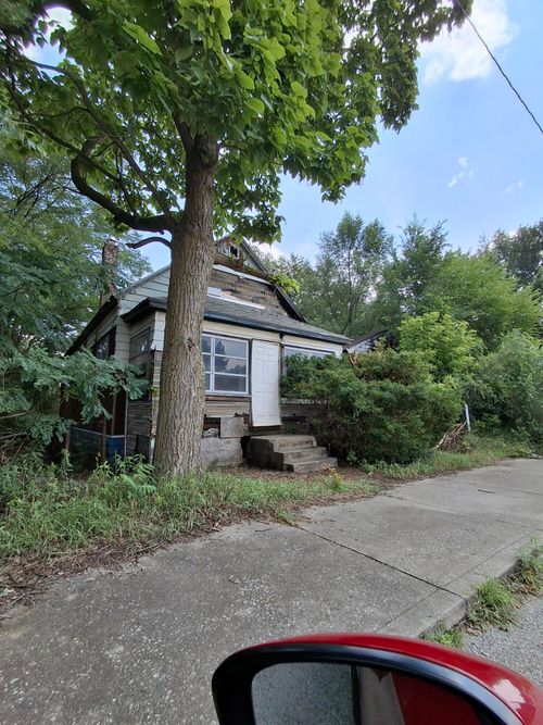 2341 Jefferson St, Gary, IN, 46407-3043 | Card Image