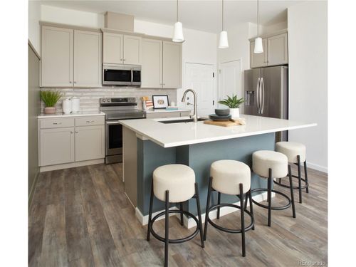 102-6153 N Ceylon St, Denver, CO, 80249-7848 | Card Image
