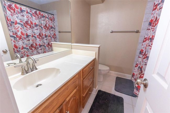 Guest Bathroom Up | Image 40