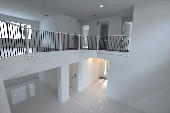 17064 Teton River Rd, House other with 5 bedrooms, 7 bathrooms and null parking in Boca Raton FL | Image 11