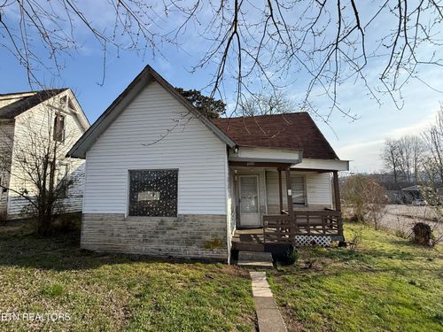 302 Byrd Ave Ave, Harriman, TN, 37748 | Card Image