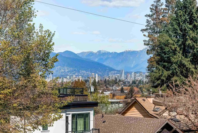 3569 W 18 Th Avenue, House other with 4 bedrooms, 4 bathrooms and 4 parking in Vancouver BC | Image 33
