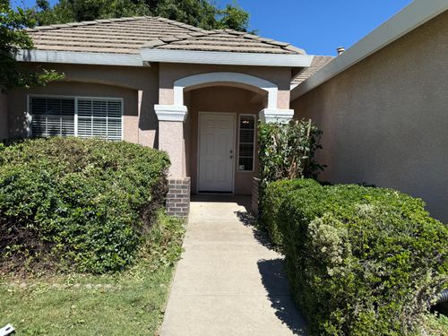 945 Skyline Dr, Yuba City, CA, 95991-1961 | Card Image