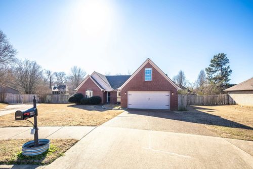 7775 Shadow Elm Ln, Bartlett, TN, 38002-6106 | Card Image