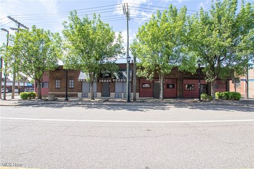 5253 Dolloff Rd, Cleveland, OH, 44127-1537 | Card Image