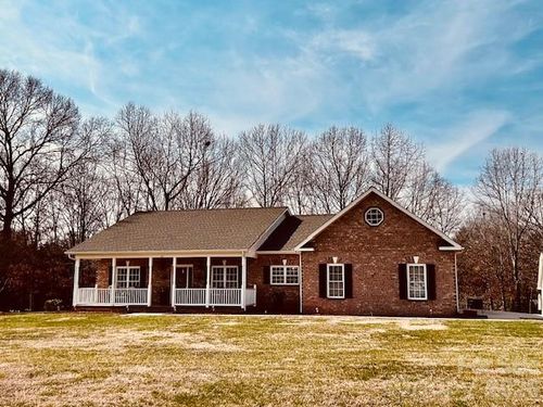 22-69 Isaac Creek Dr, Hickory, NC, 28601-9335 | Card Image