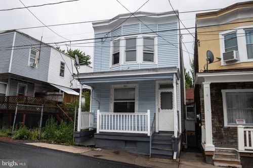 331 E Arch St, POTTSVILLE, PA, 17901-2603 | Card Image
