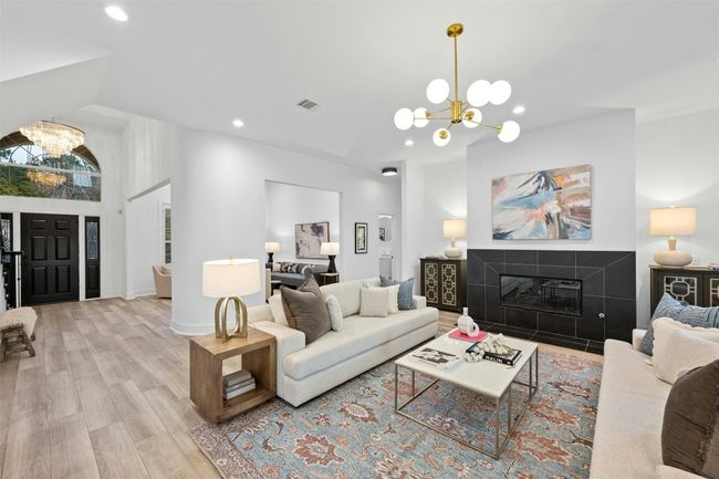 7905 Brightman Ln, House other with 5 bedrooms, 5 bathrooms and 6 parking in Austin TX | Image 10