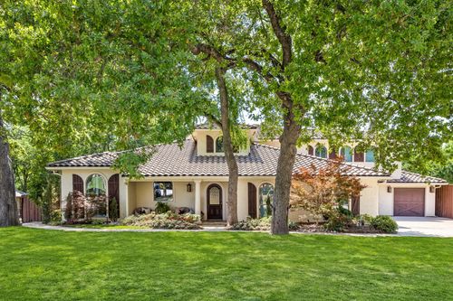 109 Meadowcreek Rd, Coppell, TX, 75019-4020 | Card Image