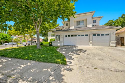 1860 Riverside Way, Los Banos, CA, 93635 | Card Image