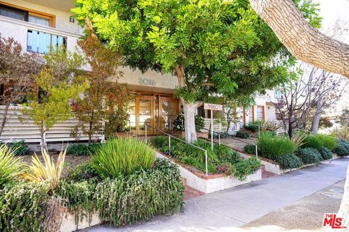 17-2016 Euclid St, Santa Monica, CA, 90402 | Card Image