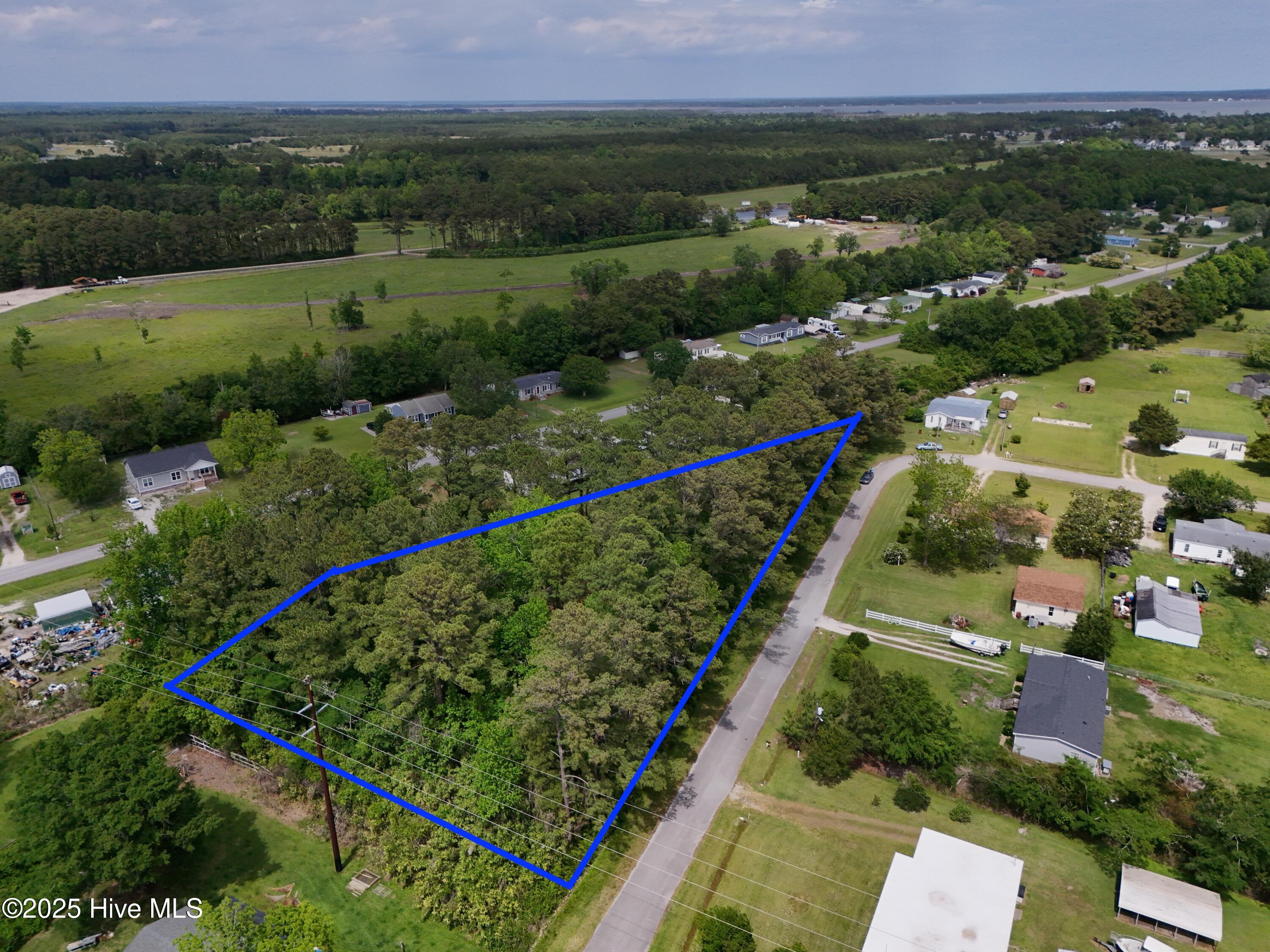 Land in Beaufort
