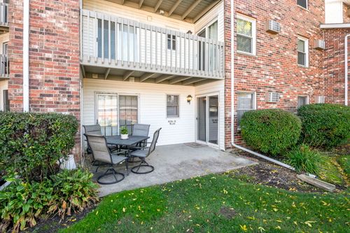 1c-4316 W Shamrock Lane, McHenry, IL, 60050 | Card Image