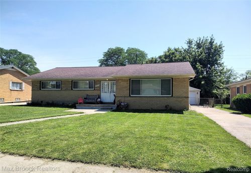 25210 Ridge Cliff Dr, Southfield, MI, 48075-2077 | Card Image