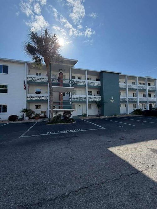 d32-1832 Sunny Dr, BRADENTON, FL, 34207-8500 | Card Image