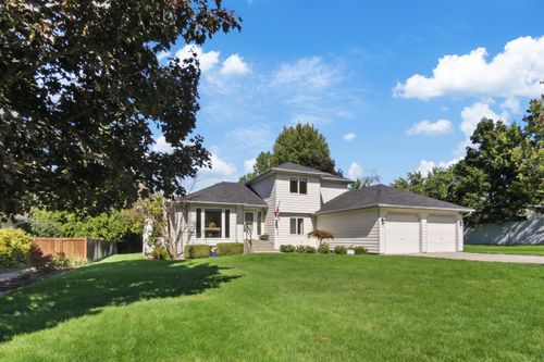 3515 E Tara Dr, Spokane, WA, 99223-7264 | Card Image