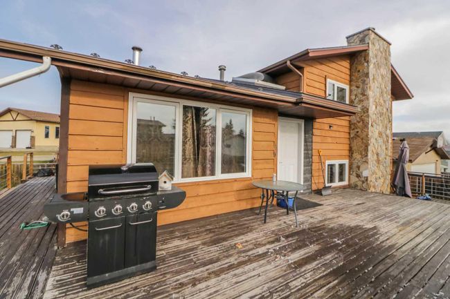 4 Goard Close, Home with 4 bedrooms, 2 bathrooms and 4 parking in Red Deer AB | Image 5