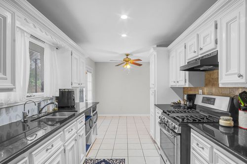 10939 Dunvegan Way, Houston, TX, 77013-5504 | Card Image