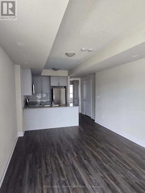 101-1573 Rose Way, Milton, ON, L9E1N4 | Card Image