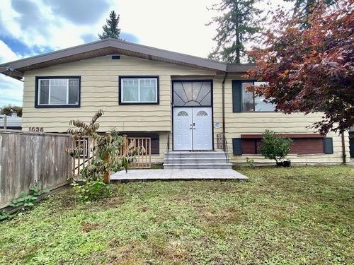 1036 Como Lake Ave, Coquitlam, BC, V3J3N6 | Card Image