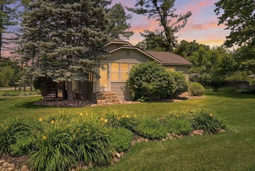 300 Mc Dill Avenue, WHITING, WI, 54481 | Card Image