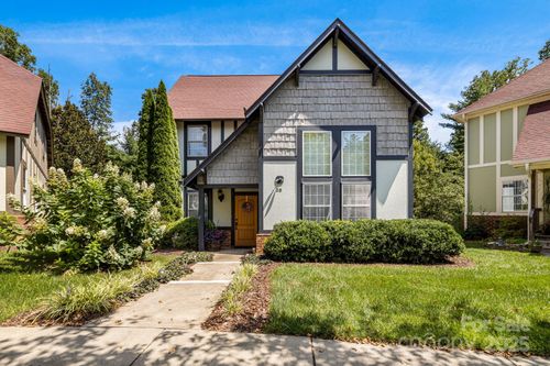 28 Trafalgar Cir, Asheville, NC, 28805-0003 | Card Image