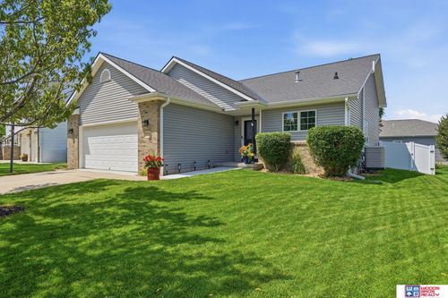 7721 S 81st St, Lincoln, NE, 68516-4018 | Card Image