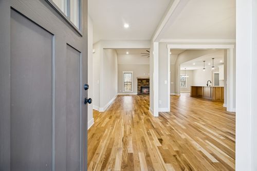 1183 Hangar Rd, Springfield, TN, 37172-2231 | Card Image