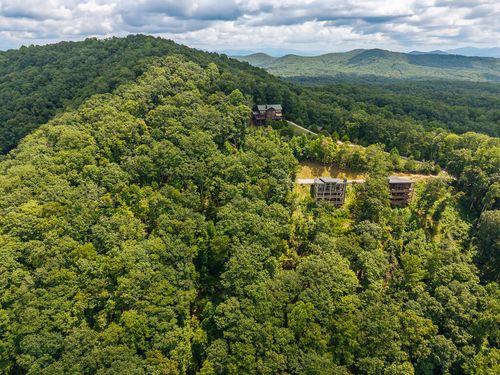 32 Raven Ridge Cir, Mineral Bluff, GA, 30559 | Card Image