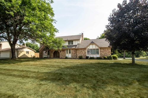 11651 Kings Charter Road, Grand Blanc, MI, 48439 | Card Image