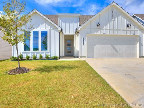3506 N 37th Pl, Broken Arrow, OK, 74014-2488 | Card Image