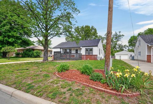 4400 W 11th St N, Wichita, KS, 67212-1910 | Card Image