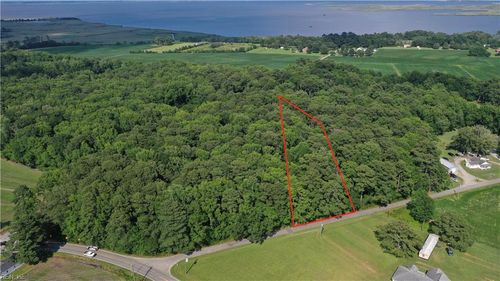 6108 Pocahontas Club Rd, Virginia Beach, VA, 23457-1213 | Card Image
