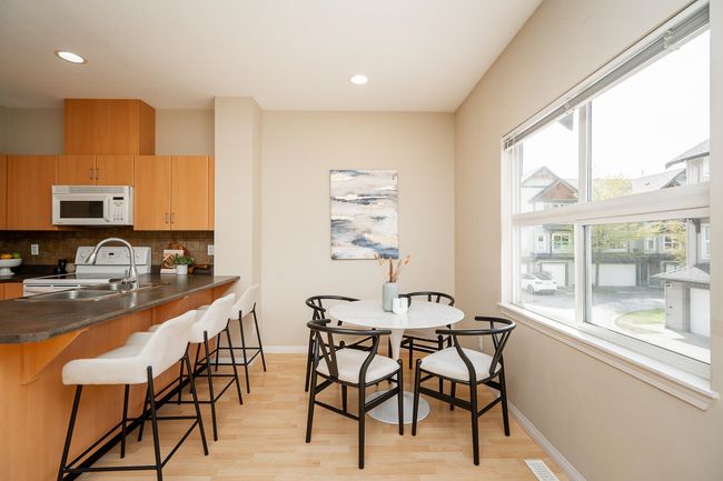 70 - 1055 Riverwood Gate, Townhouse with 3 bedrooms, 3 bathrooms and 2 parking in Port Coquitlam BC | Image 17
