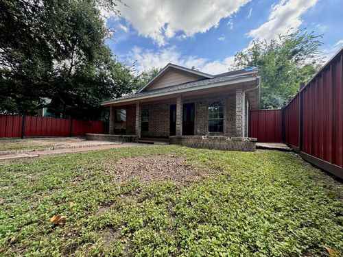 4722 Woodside St, Houston, TX, 77023-1224 | Card Image