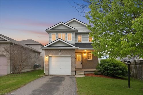 269 Millburn Blvd, Fergus, ON, N1M3S3 | Card Image
