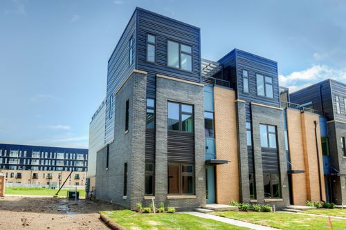 824 E 2nd St, Des Moines, IA, 50309-1892 | Card Image