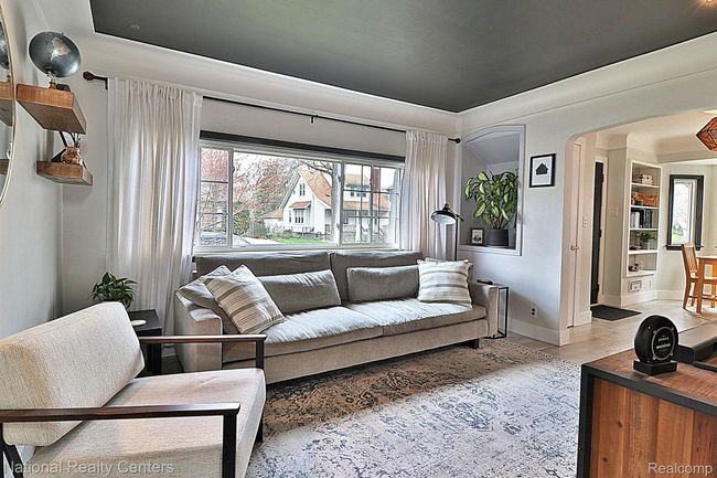 633 Leroy St, House other with 2 bedrooms, 1 bathrooms and null parking in Ferndale MI | Image 8
