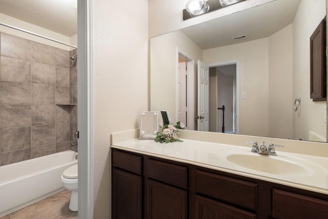full bathroom 2nd floor | Image 28