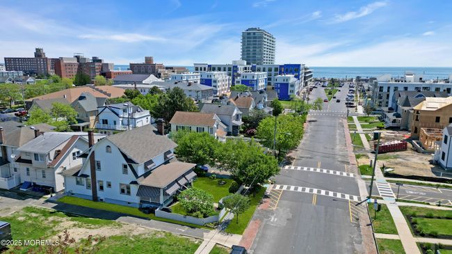 401 3 Rd Ave, House other with 7 bedrooms, 3 bathrooms and null parking in Asbury Park NJ | Image 4