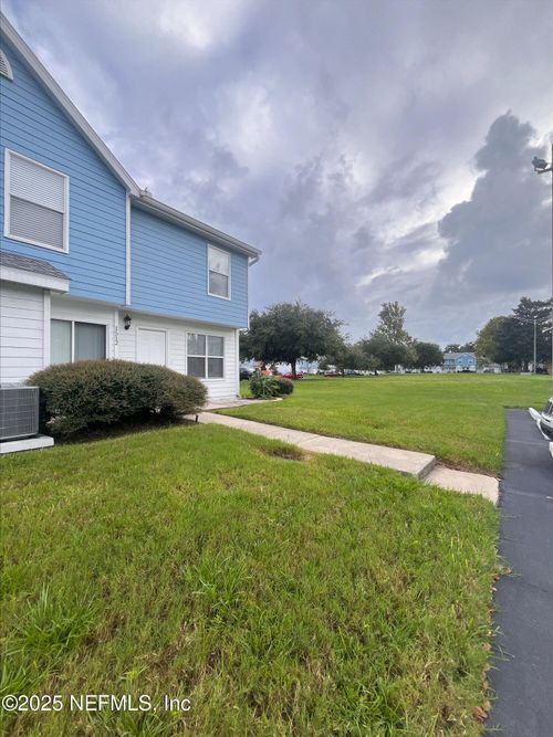 1512-791 Assisi Ln, JACKSONVILLE, FL, 32233-6810 | Card Image