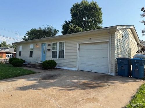 1496 Ville Rosa Ln, Hazelwood, MO, 63042-1618 | Card Image