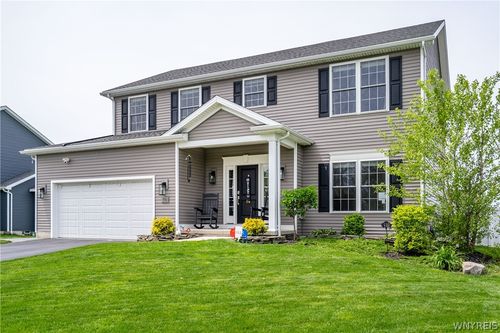 550 Pavement Rd, Lancaster, NY, 14086-9718 | Card Image