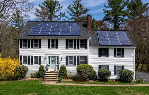 22 Dogwood Ln, Medway, MA, 02053-2178 | Card Image