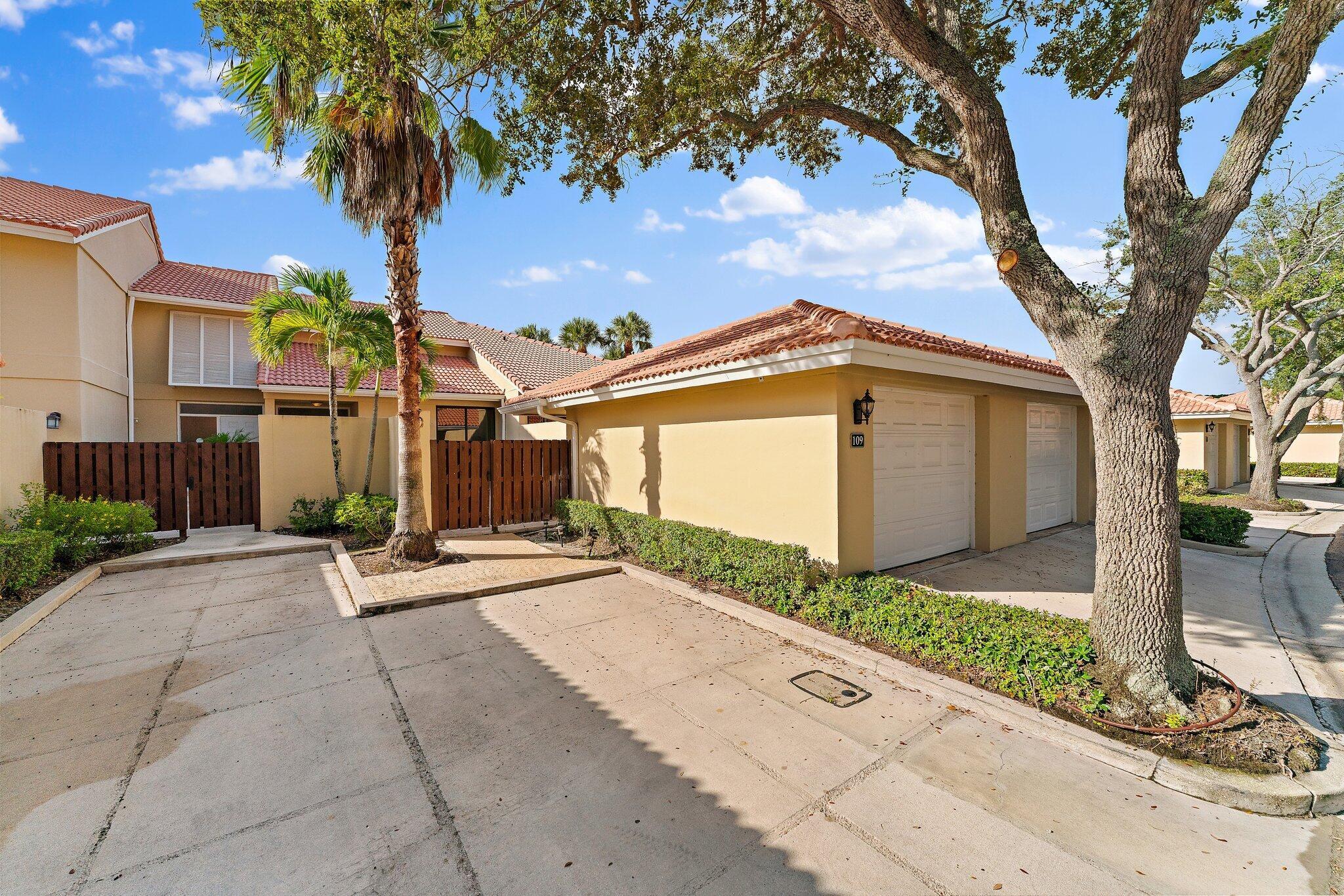 Old Meadow Way, Palm Beach Gardens, FL 33418