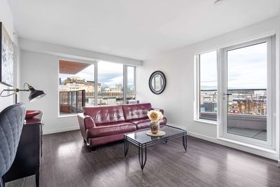 202 - 983 E Hastings St, Condo with 2 bedrooms, 1 bathrooms and 1 parking in Vancouver BC | Image 3