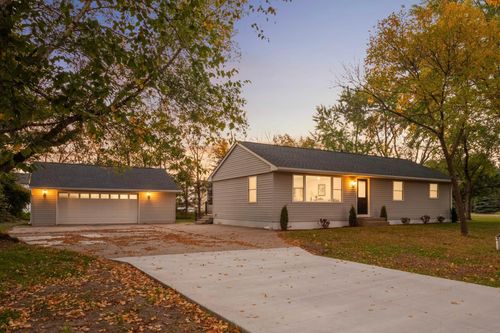 15240 Kangaroo St Nw, Ramsey, MN, 55303-7129 | Card Image