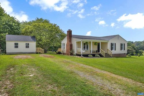 3287 Three Chopt Rd, Gum Spring, VA, 23065-2158 | Card Image