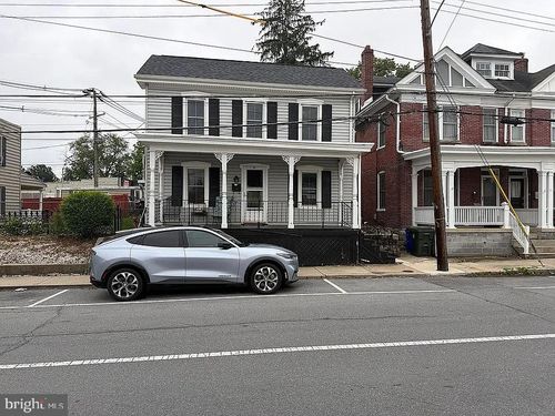 15 Fairground Ave, HAGERSTOWN, MD, 21740-3901 | Card Image